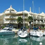 شقة Oasis توريمولينوس